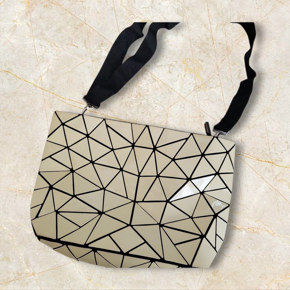Geometric Folding Triangles Crossbody Bag – Glossy Beige Triangular Panels - Picture 4 of 8